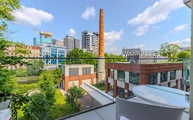 Apartament Chanel Jana Pawła